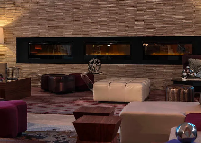 Renaissance Chicago O'hare Hotel 4*